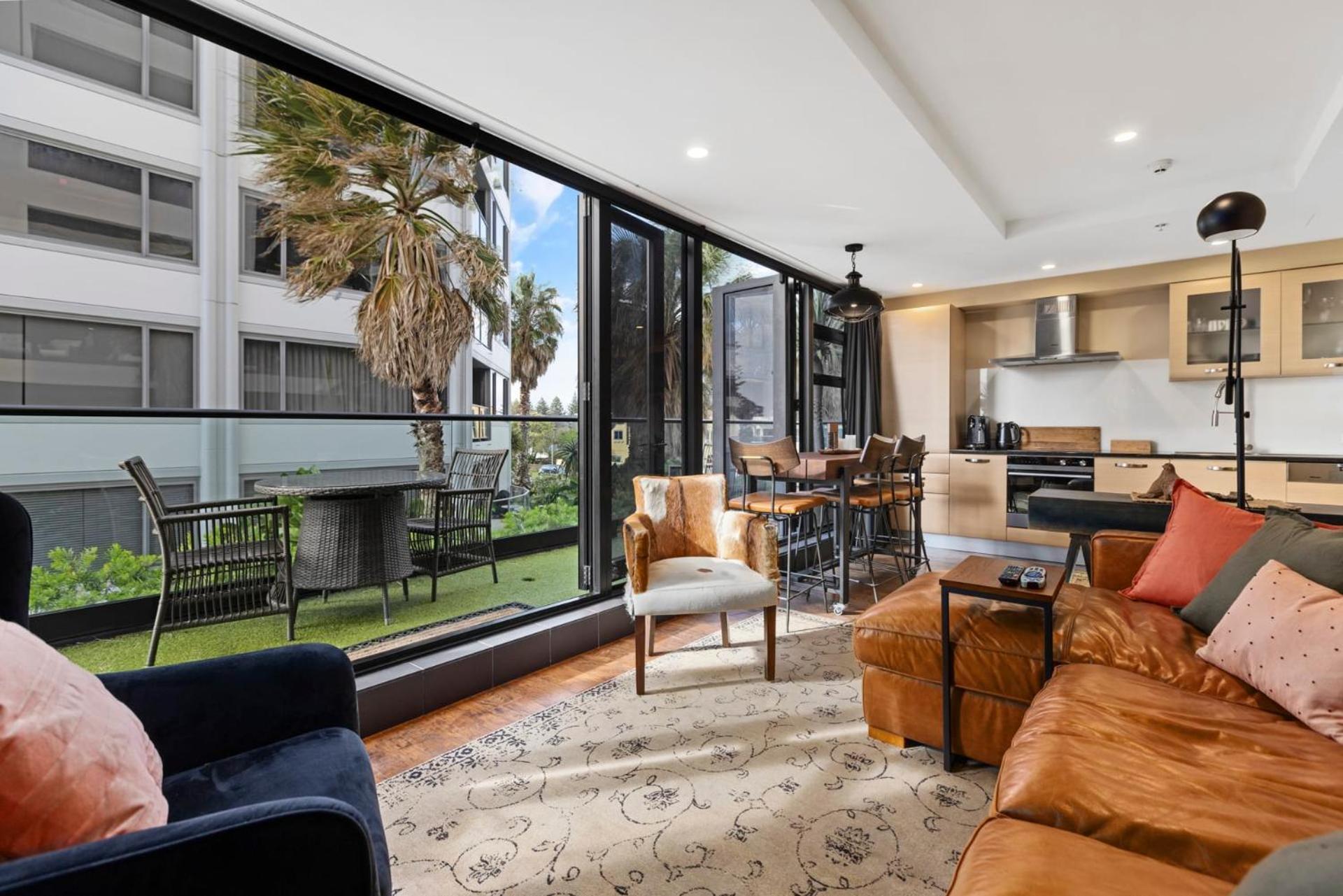 Marvelous Downtown Apartment Moments From Main Beach With Heated Pool, Gym And Parking Mount Maunganui Exterior foto